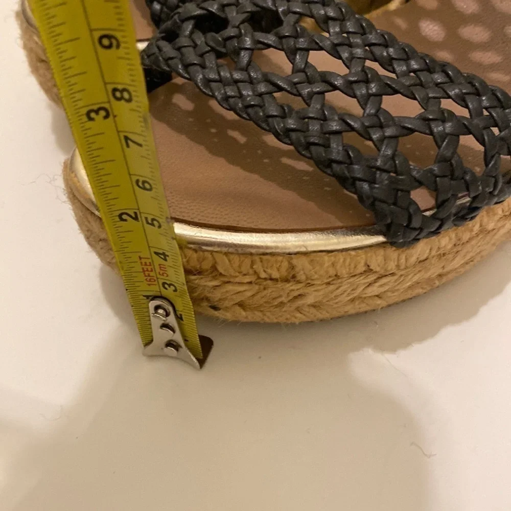 Gaimo handmade in Spain black wedges sandals. Size 38